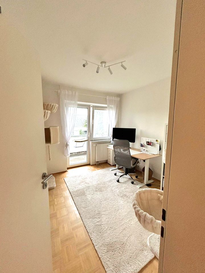 Schlafzimmer 1